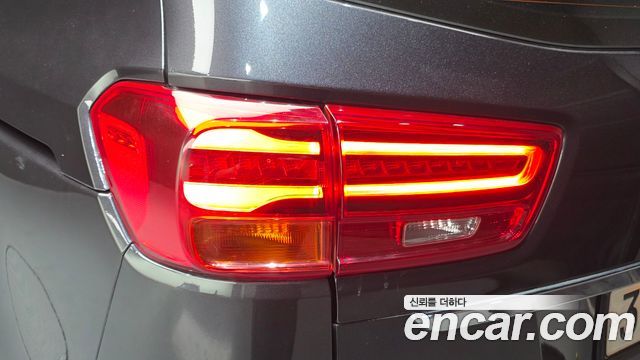 Kia Carnival 7-Seater Limousine President 2019 — фото 23