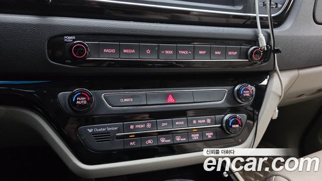 Kia Carnival 7-Seater Limousine President 2019 — фото 27