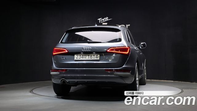 Audi Q5 2.0 TDI Quattro Dynamic 8R 2013 — фото 4