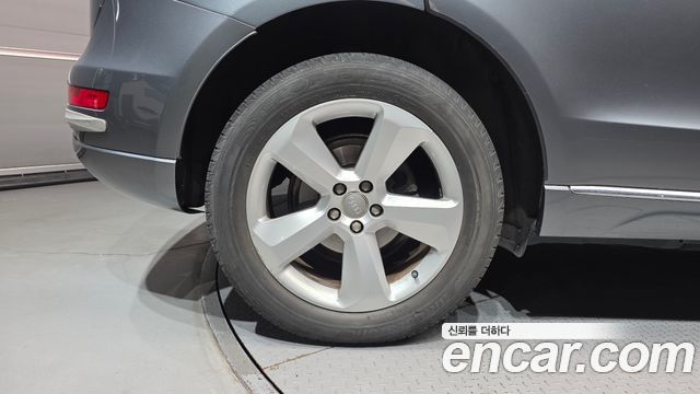 Audi Q5 2.0 TDI Quattro Dynamic 8R 2013 — фото 5