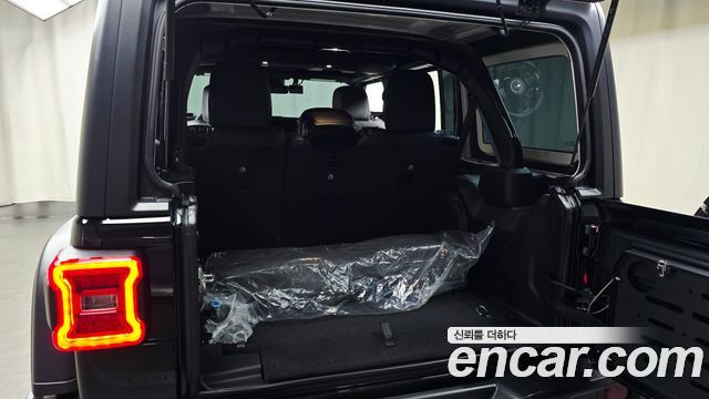Jeep Wrangler (JL) 2.0 Rubicon 4Door 2024 — фото 19