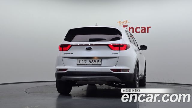 Kia Sportage (IV) Diesel 1.7 2WD Trendy 2018 — фото 4
