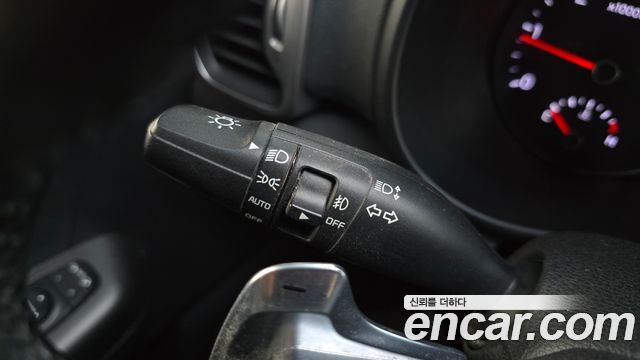 Kia Sportage (IV) Diesel 1.7 2WD Trendy 2018 — фото 29