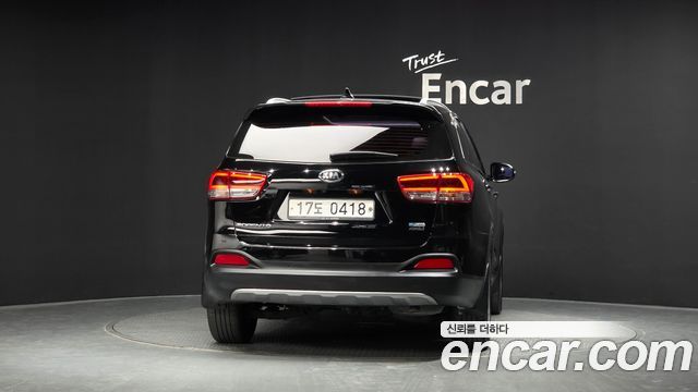 Kia Sorento Diesel 2.0 4WD Noblesse 2016 — фото 4