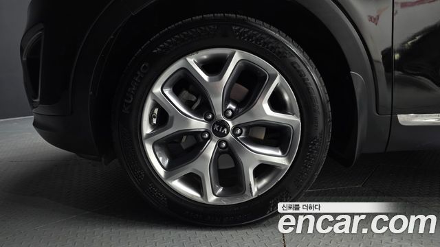 Kia Sorento Diesel 2.0 4WD Noblesse 2016 — фото 5