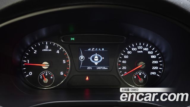 Kia Sorento Diesel 2.0 4WD Noblesse 2016 — фото 8