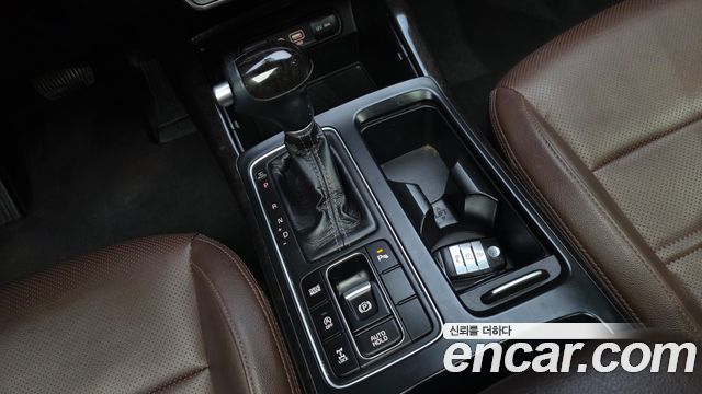 Kia Sorento Diesel 2.0 4WD Noblesse 2016 — фото 9