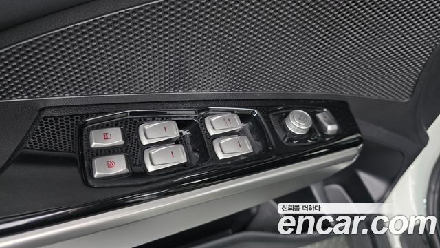 KG Mobility (SsangYong) Tivoli VX 2WD 2016 — фото 15