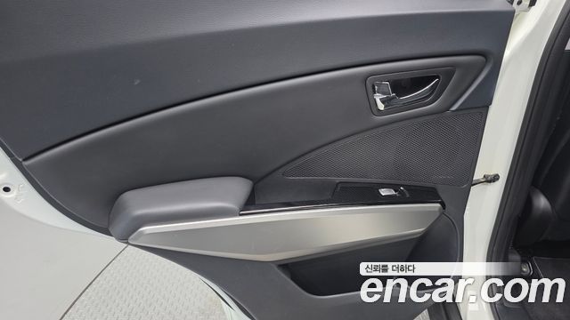 KG Mobility (SsangYong) Tivoli VX 2WD 2016 — фото 31