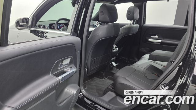 Mercedes-Benz GLB-Class (X247) GLB200 d 2024 — фото 12