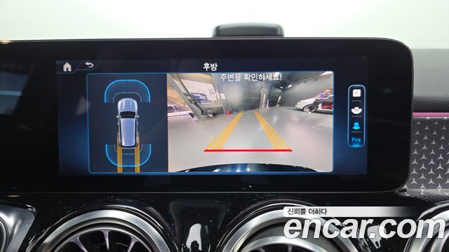 Mercedes-Benz GLB-Class (X247) GLB200 d 2024 — фото 14