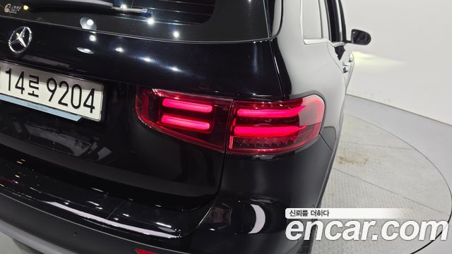 Mercedes-Benz GLB-Class (X247) GLB200 d 2024 — фото 23