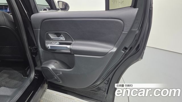 Mercedes-Benz GLB-Class (X247) GLB200 d 2024 — фото 25