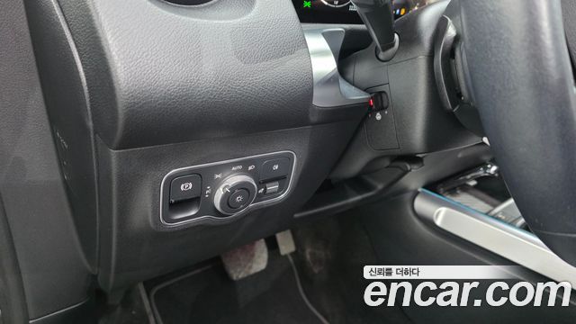 Mercedes-Benz GLB-Class (X247) GLB200 d 2024 — фото 28