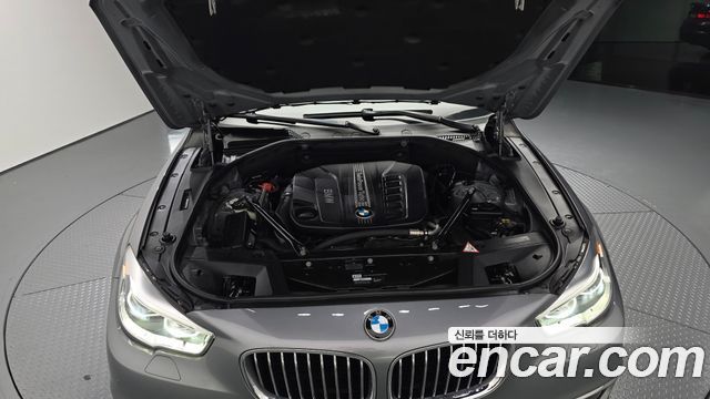 BMW 5 Series GT (F07) GT 30d xDrive 2015 — фото 6