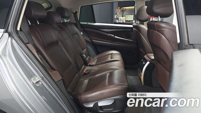 BMW 5 Series GT (F07) GT 30d xDrive 2015 — фото 12
