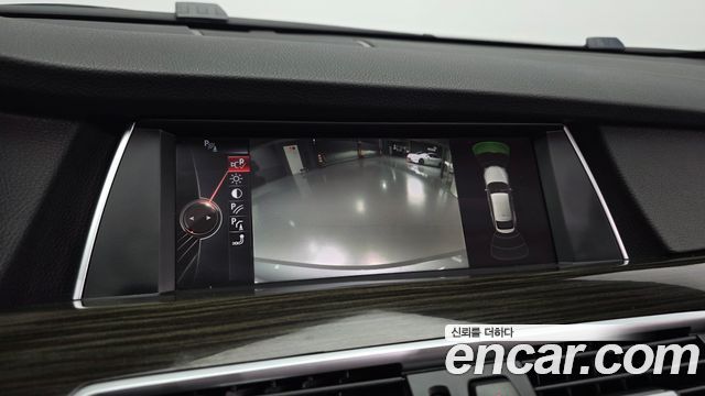 BMW 5 Series GT (F07) GT 30d xDrive 2015 — фото 16