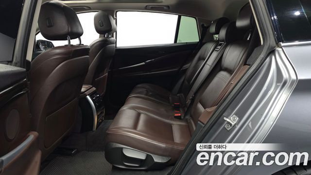 BMW 5 Series GT (F07) GT 30d xDrive 2015 — фото 26