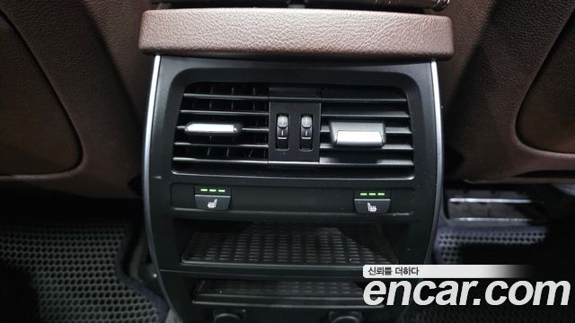 BMW 5 Series GT (F07) GT 30d xDrive 2015 — фото 32