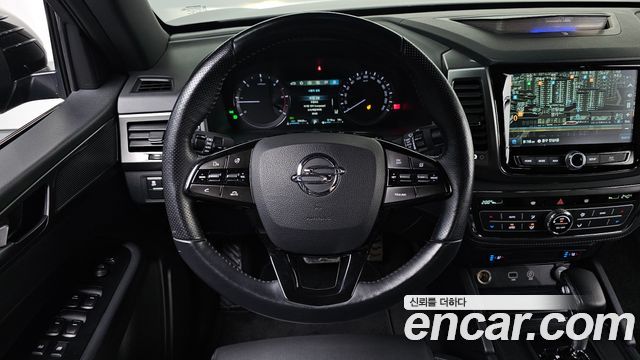KG Mobility (SsangYong) Rexton Sports Khan Diesel 2.2 4WD Prestige 2021 — фото 12