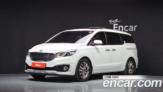 Kia Carnival 9-seater Prestige