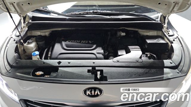 Kia Carnival 9-seater Prestige 2015 — фото 6