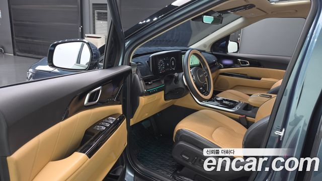 Kia Carnival (IV) Gasoline 9-Seater Signature 2023 — фото 10