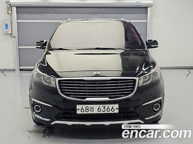 Kia Carnival 9-seater Prestige 2015 — фото 2