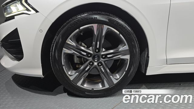 Kia K5 (III) 2.0 Signature 2020 — фото 5