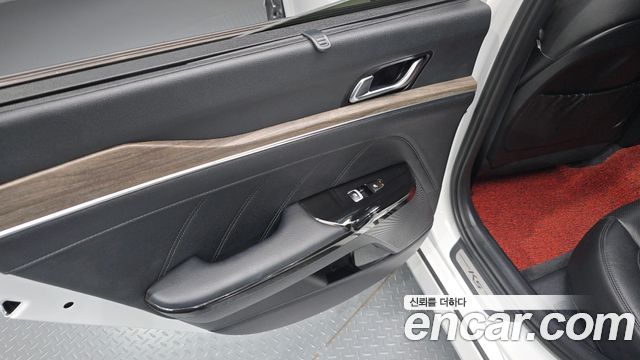 Kia K5 (III) 2.0 Signature 2020 — фото 25