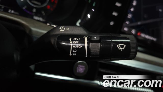 Kia K5 (III) 2.0 Signature 2020 — фото 28