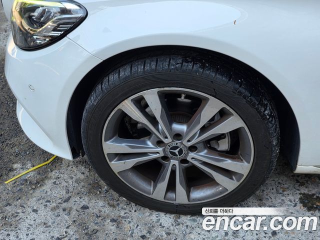 Mercedes-Benz C-Class (W205) C220 d 4MATIC 2020 — фото 18