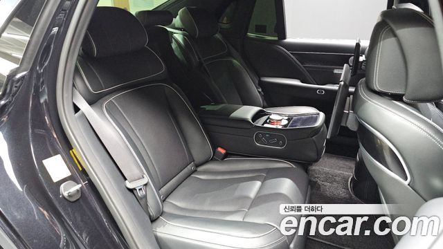 Genesis G90 (RS4) Gasoline 3.5 Turbo AWD 2022 — фото 17