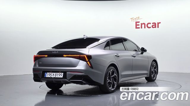 Kia K5 (III) 1.6 Turbo Signature 2024 — фото 2