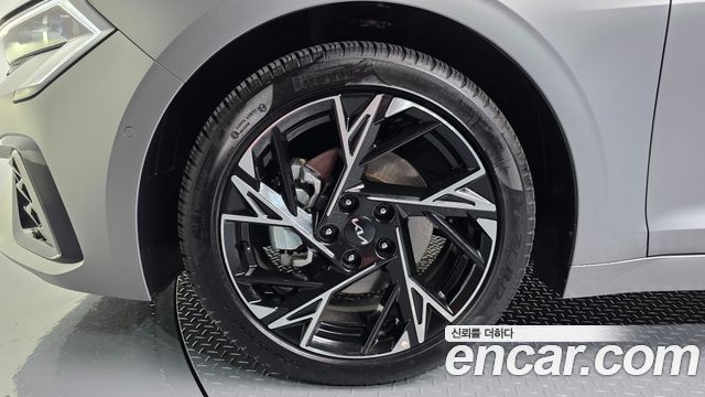 Kia K5 (III) 1.6 Turbo Signature 2024 — фото 5