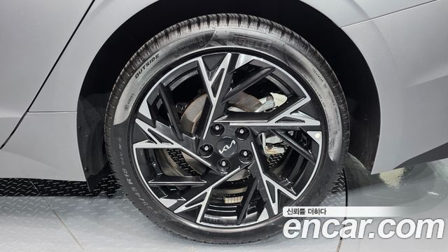 Kia K5 (III) 1.6 Turbo Signature 2024 — фото 27