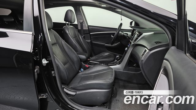 Hyundai i30 (New) Diesel 1.6 VGT PYL 2014 — фото 11