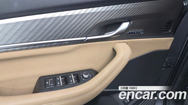 Renault Korea Grand Koleos 1.5 E-TECH Iconic 2WD 2026 — фото 31