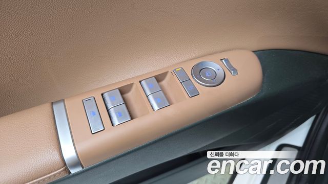 Hyundai Grandeur Hybrid (GN7) Premium 2023 — фото 29