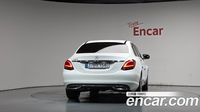 Mercedes-Benz C-Class (W205) C200 Avantgarde 2020 — фото 4