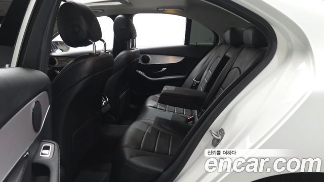 Mercedes-Benz C-Class (W205) C200 Avantgarde 2020 — фото 12