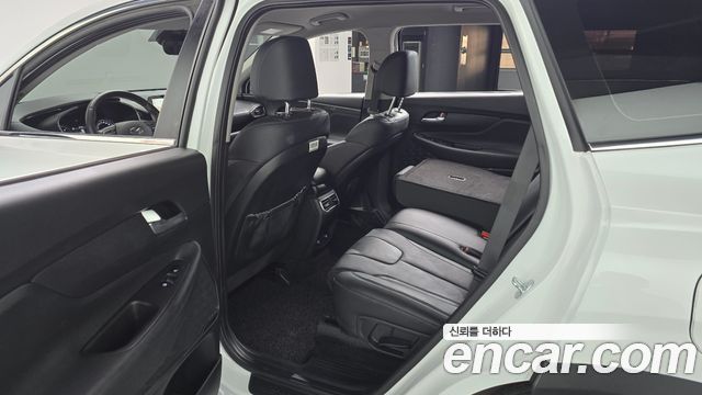 Hyundai Santa Fe Diesel 2.2 4WD Exclusive 2023 — фото 11