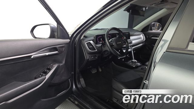 Kia Seltos Gasoline 2.0 4WD Prestige 2024 — фото 10