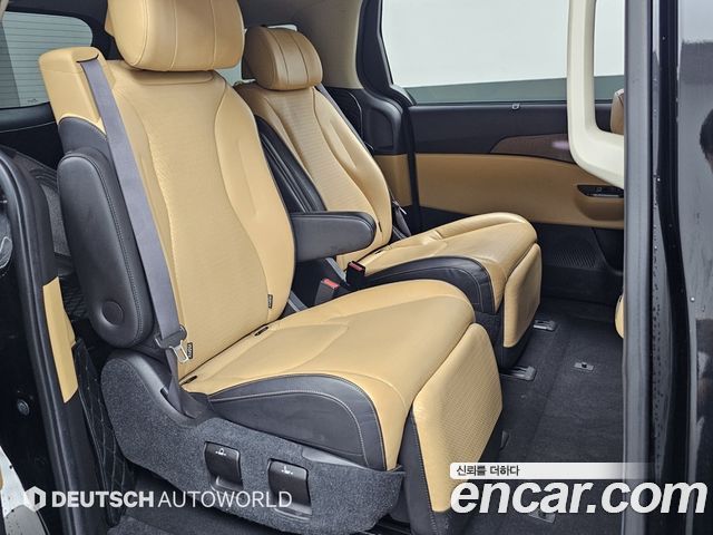 Kia Carnival (IV) Gasoline 7-Seater Signature 2021 — фото 16