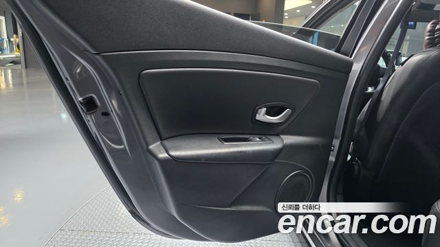 Renault Korea SM3 Neo LE 2017 — фото 25
