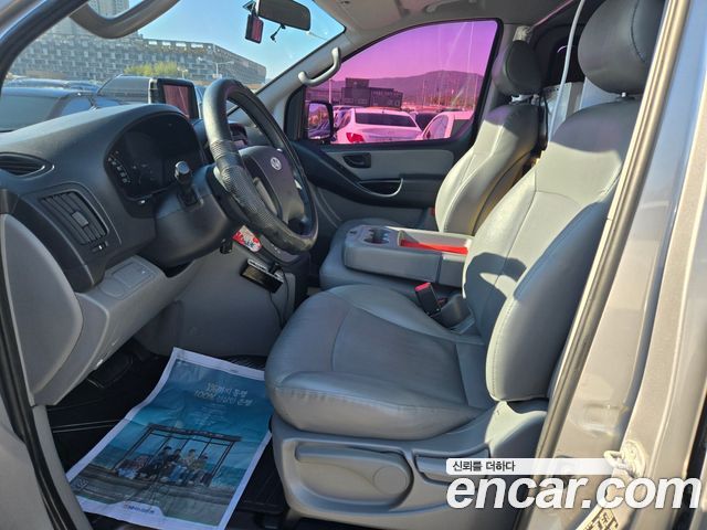 Hyundai Grand Starex Camping Car 2013 — фото 15