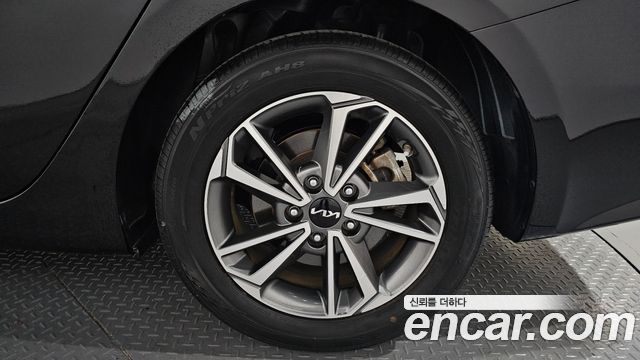 Kia K3 (II) 1.6 Prestige 2022 — фото 21
