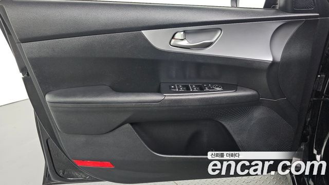 Kia K3 (II) 1.6 Prestige 2022 — фото 24