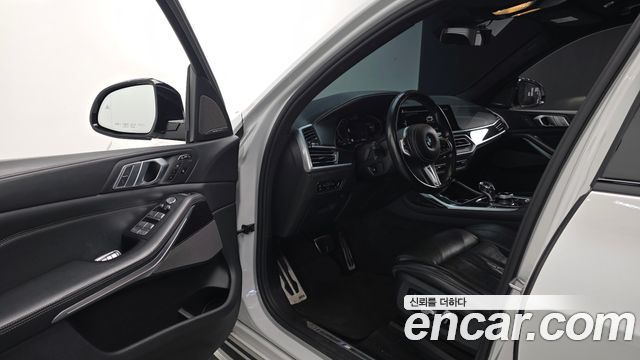 BMW X7 (G07) xDrive 40i M Sport 6STR 2021 — фото 10