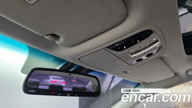 Kia K7 3.0 LPI Prestige (Rental Car) 2016 — фото 17